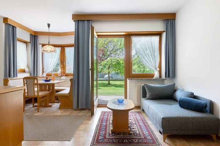 Ferienwohnung für 3 Personen, mit Garten