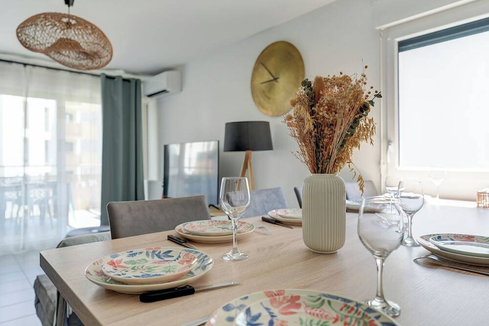 Appartement entier, 60m2 + terrasse + parking sécurisé proche Eurexpo in Saint-Priest, Lyon et ses environs