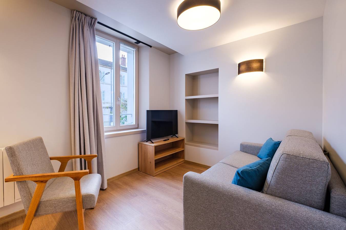 Apartamento entero, Résidence Le 16 in Lons-le-Saunier, Jura