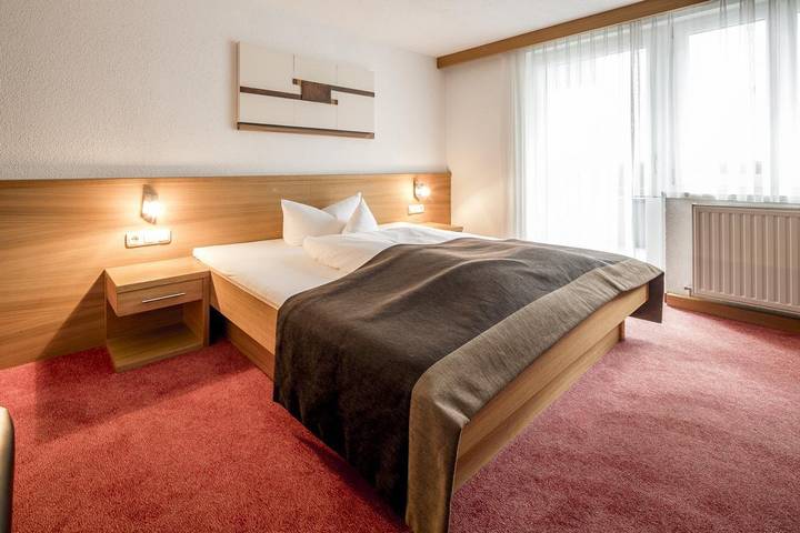 Hotel für 2 Personen, mit Terrasse und Garten sowie Sauna in See - 4