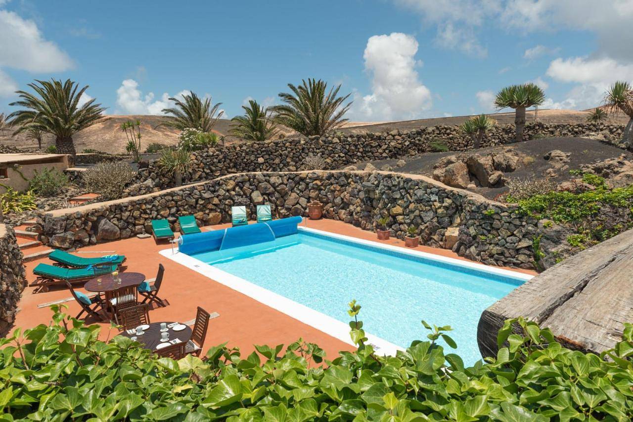Two-Bedroom House in Haría, Lanzarote