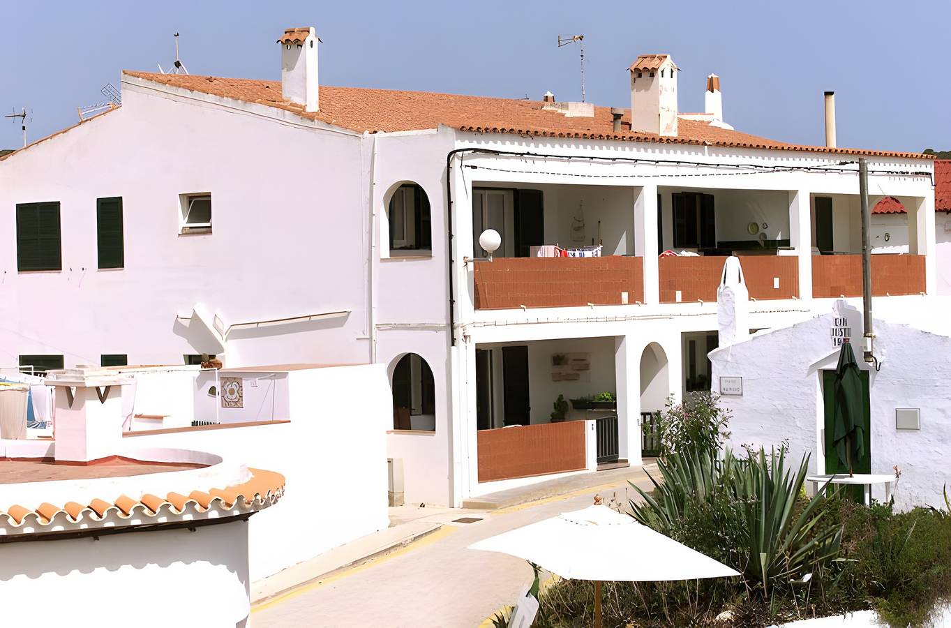Ganze Wohnung, Ferienwohnung 'Lamorino Una Casa' mit Meerblick, privater Terrasse und Wi-Fi in Es Grau, Maó