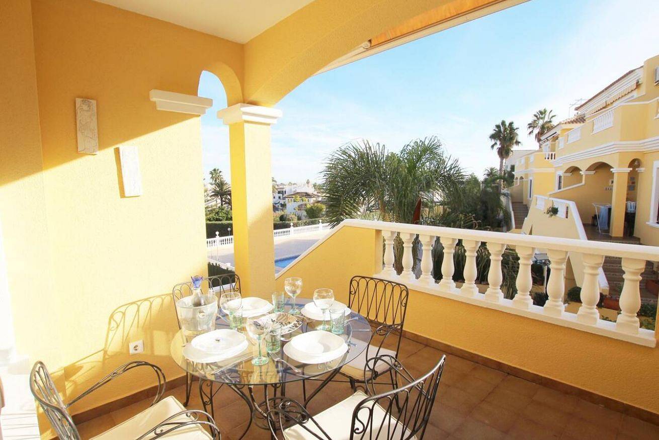 Ganze Wohnung, Ferienwohnung für 6 Personen mit Garten in La Zenia Zentrum, Cabo Roig