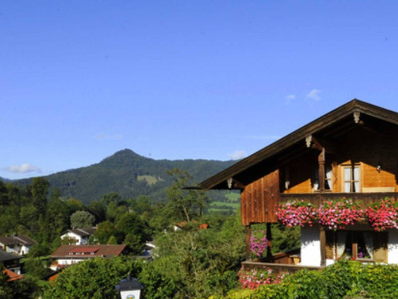 Gästehaus Sonnenbichl - Enzian (Kategorie A) in Fischbachau, Spitzingsee
