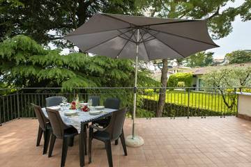 Villa für 16 Personen in Salò, Gardasee-Berge, Bild 1