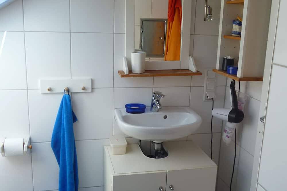 Ganze Wohnung, Ferienwohnung im Dachgeschoss in zentraler Lage in Neckargemünd in Neckargemünd, Kurpfalz