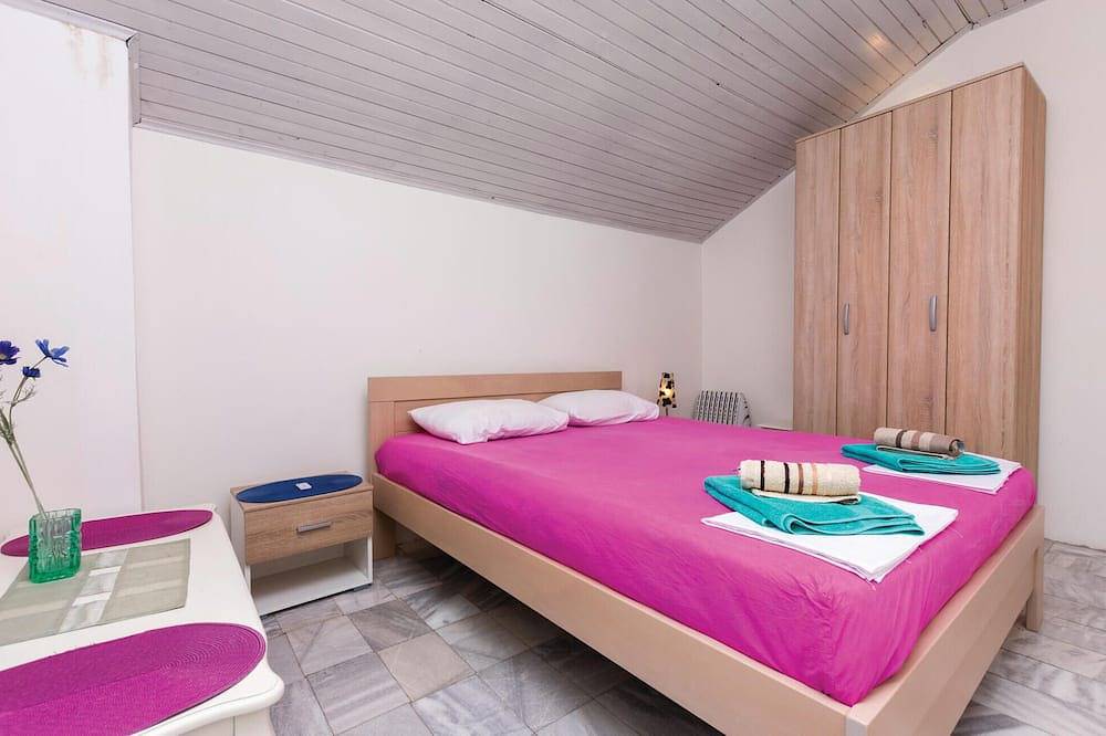 Entire apartment, Nice apartment in Utjeha with sauna in Utjeha-Bušat, Montenegro Coast