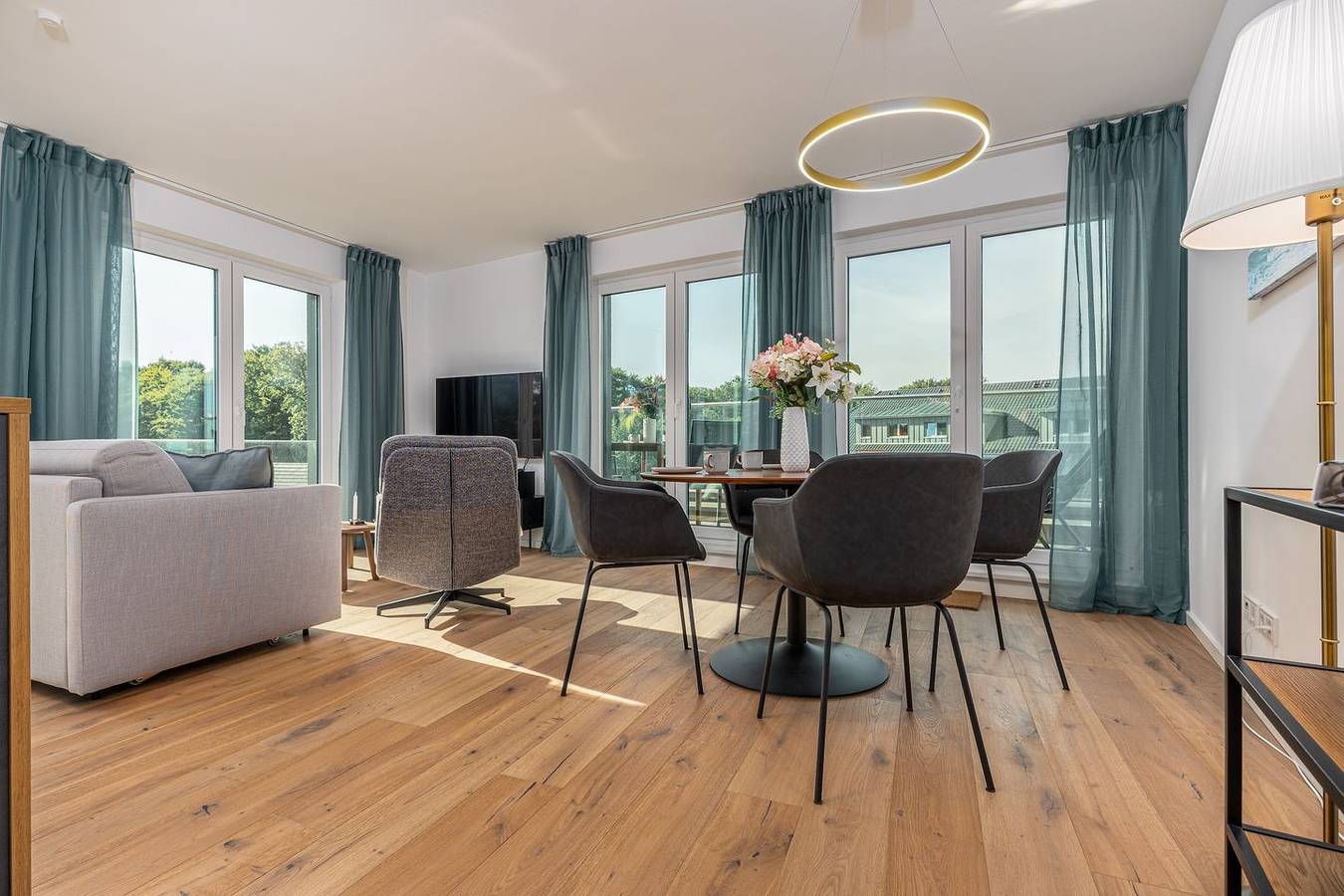 Ganze Wohnung, Strandnahe Ferienwohnungen an der Seebrücke in Graal-Müritz, Rostock und Umgebung