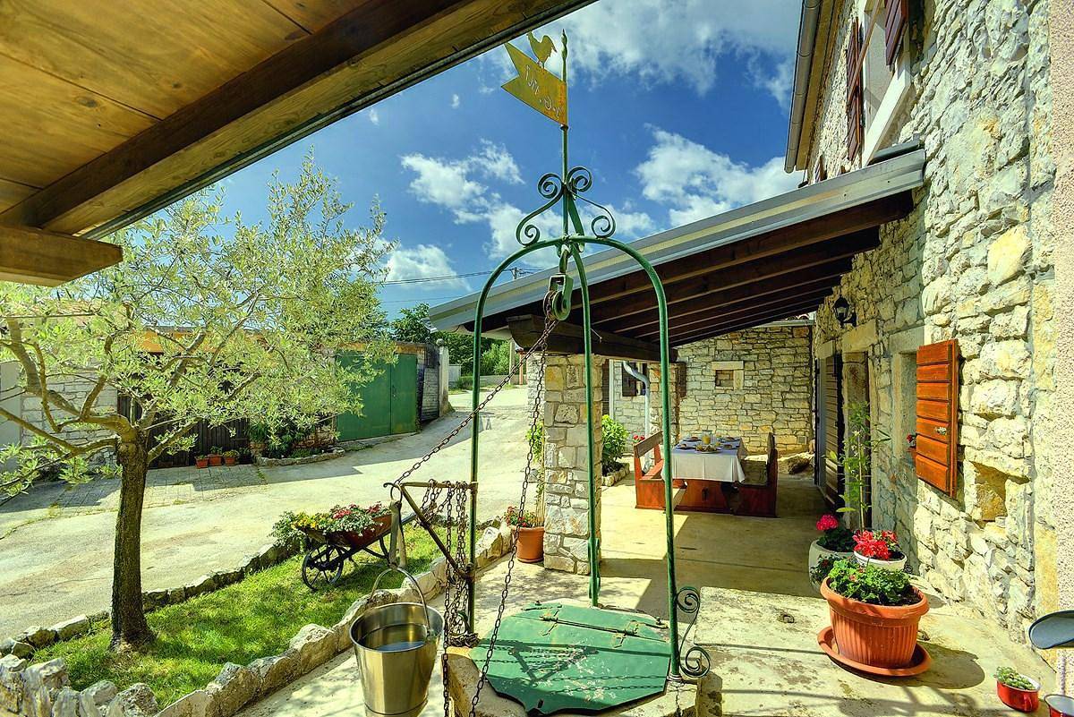 Holiday house for 5 persons approx. 80 qm in Orihi, Istria (Interior of Istria) in Southcoast Istria