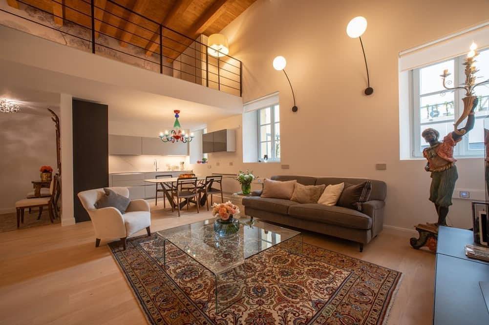 Appartamento vacanze a Como a partire da 504€ a notte