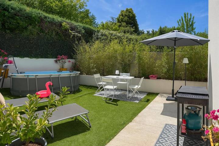 Maison de vacances pour 5 personnes, avec jardin et piscine, animaux acceptés