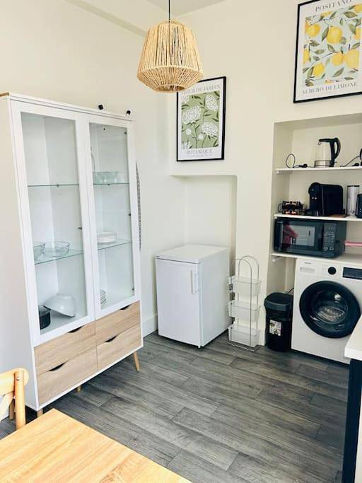 Appartement entier, One-Bedroom Apartment in Cahors, Quercy