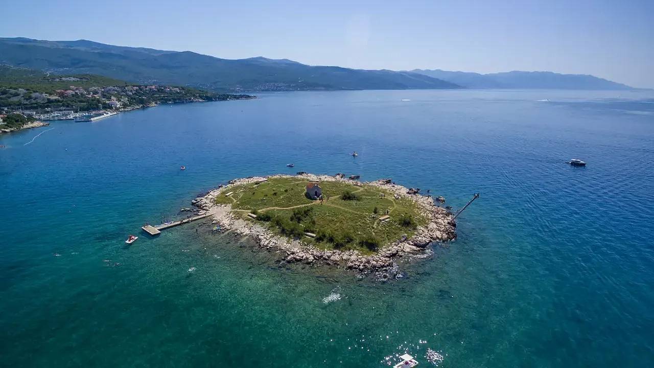 Ferienhaus für 9 Personen (200 m²) in Novi Vinodolski in Novi Vinodolski, Primorje-Gorski Kotar