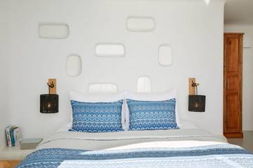 Villa for 2 People in Oia, Santorini, Photo 2