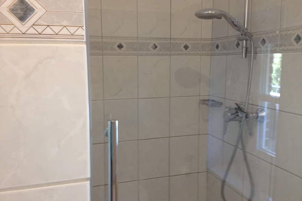 Ganze Wohnung, Villa an der Au -Ferienwohnung-Nebelhorn in Westfehmarn, Fehmarn