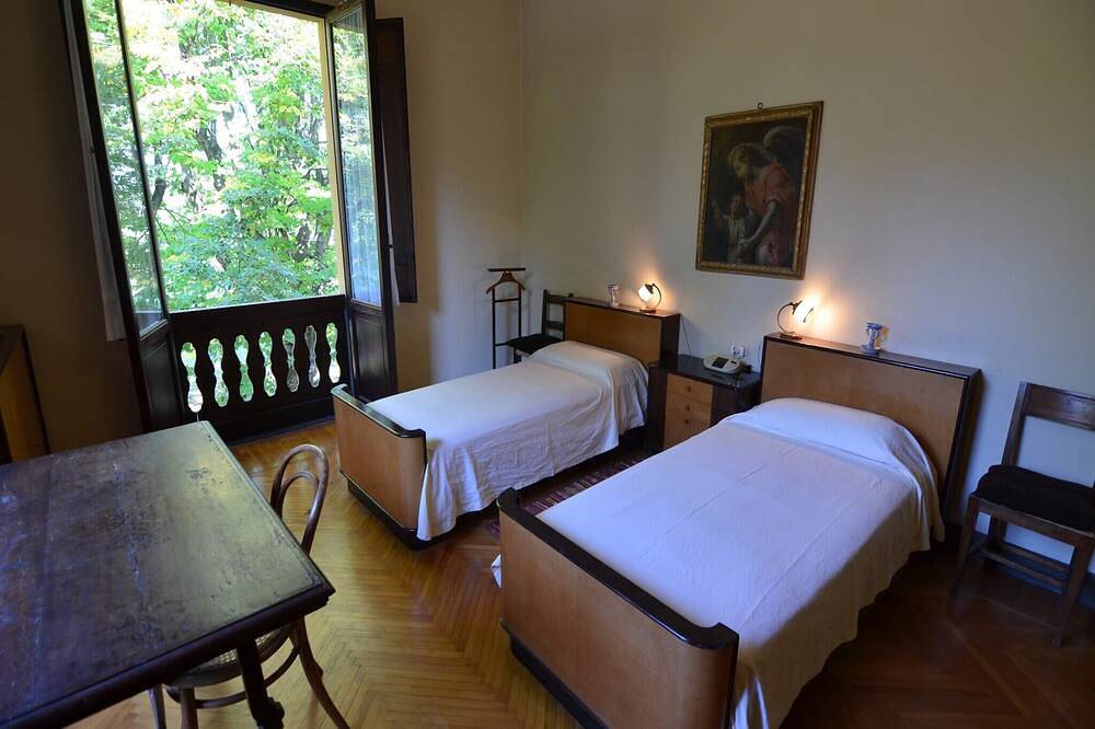 Casa in Pietra a Faenza con Piscina in Faenza, Provincia di Ravenna