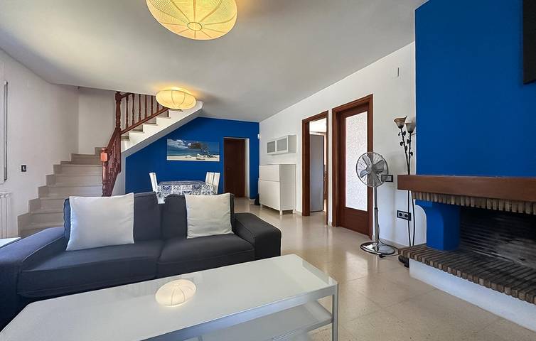 Acogedor apartamento cerca de la playa els Muntanyans in Creixell, Costa Dorada