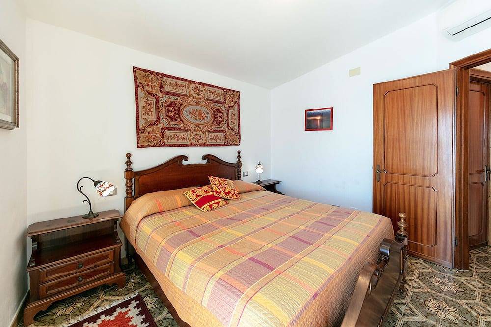 Up to 5 guest house above the Cliff House in Corniglia, Commune de Vernazza