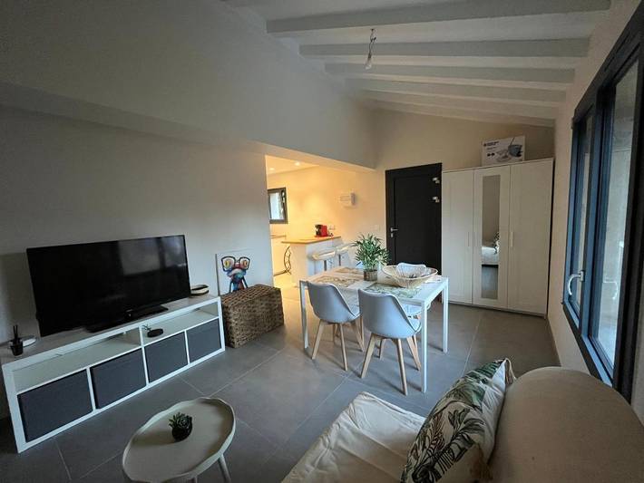 Gîte pour 2 personnes, avec vue et terrasse à Saint-Ismier