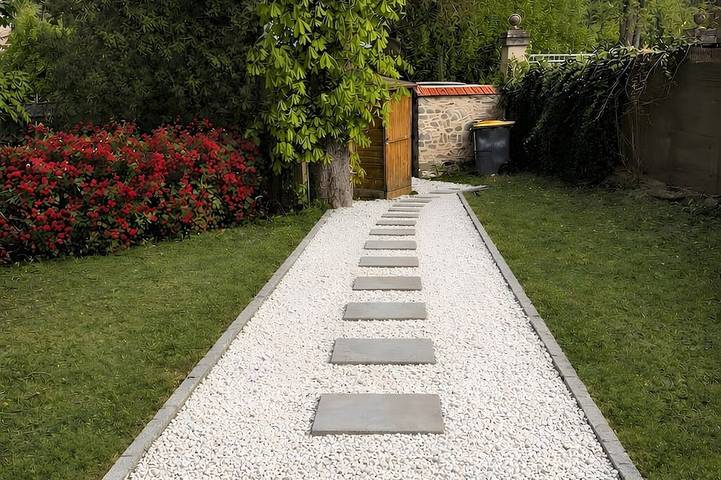 Location de vacances pour 3 personnes, avec sauna ainsi que jardin et jacuzzi à Bois-le-Roi - 4