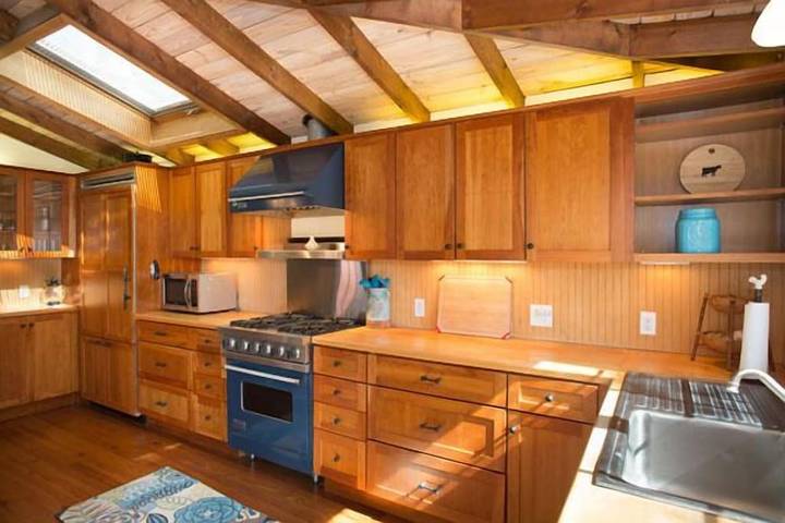 Vacation rental for 8 people, with terrace in Lewes