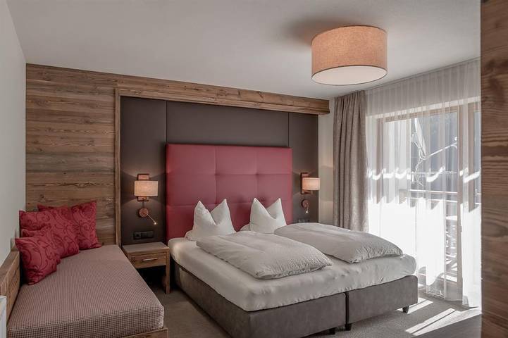 Ferienwohnung für 5 Personen, mit Balkon und Whirlpool sowie Sauna in Tiroler Oberland - 4