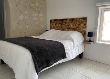Gîte pour 2 personnes, avec terrasse à Saint-Aignan