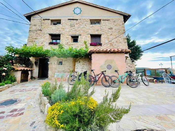 Casa rural para 3 personas, con Terraza además de Piscina y Vistas en Villel