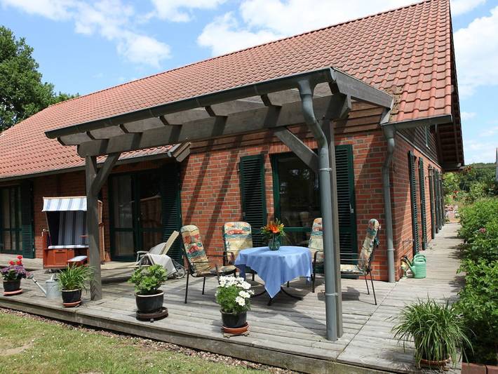 Ferienhaus für 4 Personen, mit Terrasse und Garten