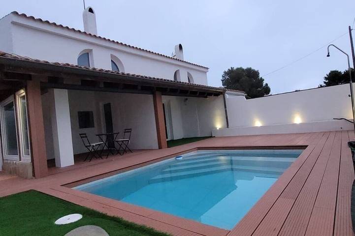 Maison de vacances pour 4 personnes, avec Balcon à Calafat