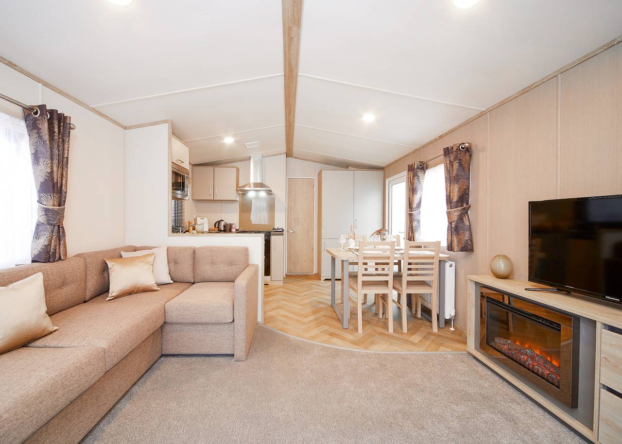 Standard Daisy Caravan Deck (slps 4, Dog Friendly) in County Durham