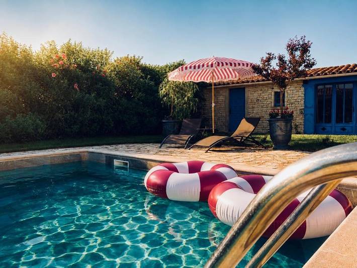 Gîte pour 2 personnes, avec Terrasse et Jardin ainsi que Piscine et Vue à Vacqueyras - 4