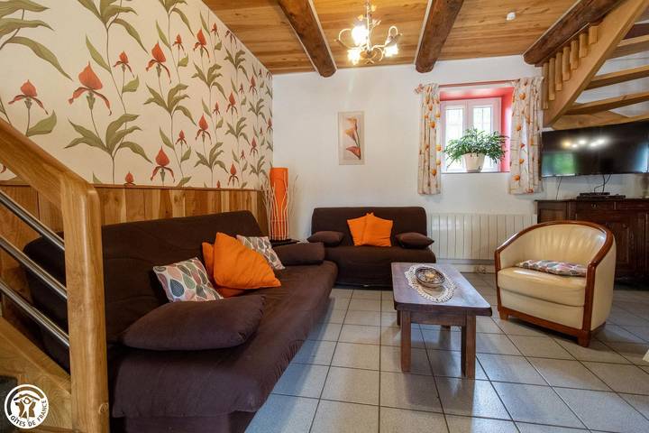 Gîte pour 4 personnes, avec sauna et jardin, animaux acceptés à Mont-Dore - 2