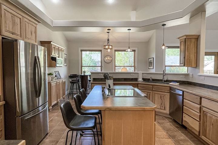 Vacation rental for 10 people, with yard and hot tub in Buena Vista (CO)