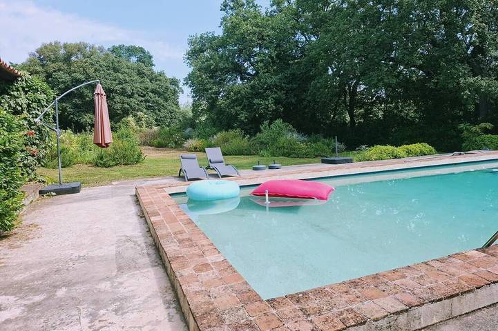 Maison de vacances pour 18 personnes, avec terrasse et jardin