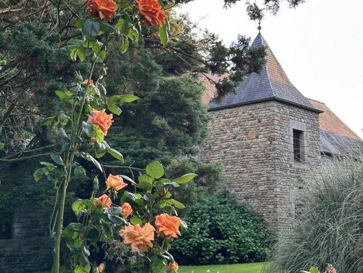 Gîte pour 4 personnes, avec jardin à Juilley
