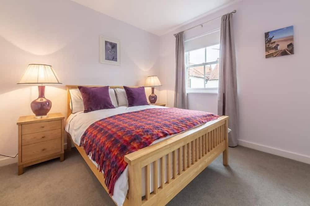 Holly Cottage, Wells-next-the-Sea, Norfolk in Wells-next-the-Sea, Norfolk Coast