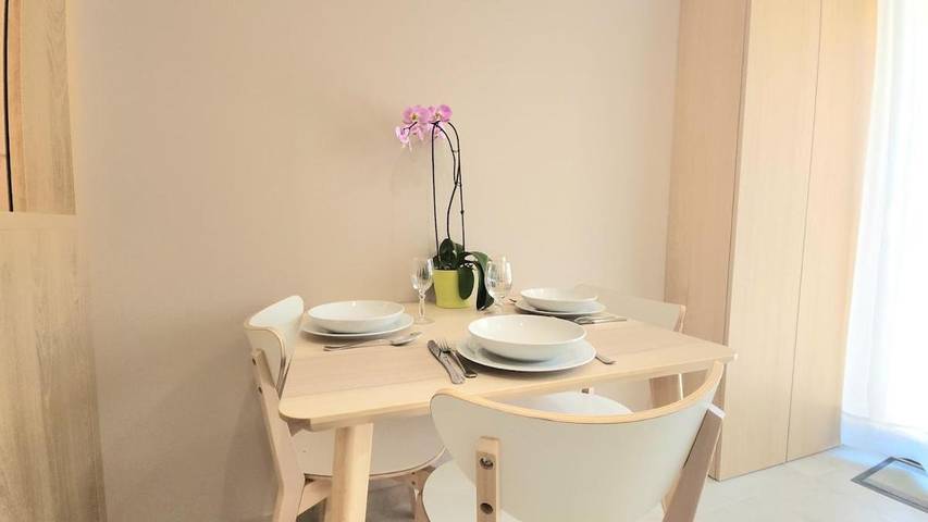 Gîte pour 3 personnes, avec Terrasse ainsi que Jardin et Vue à Le Val - 4