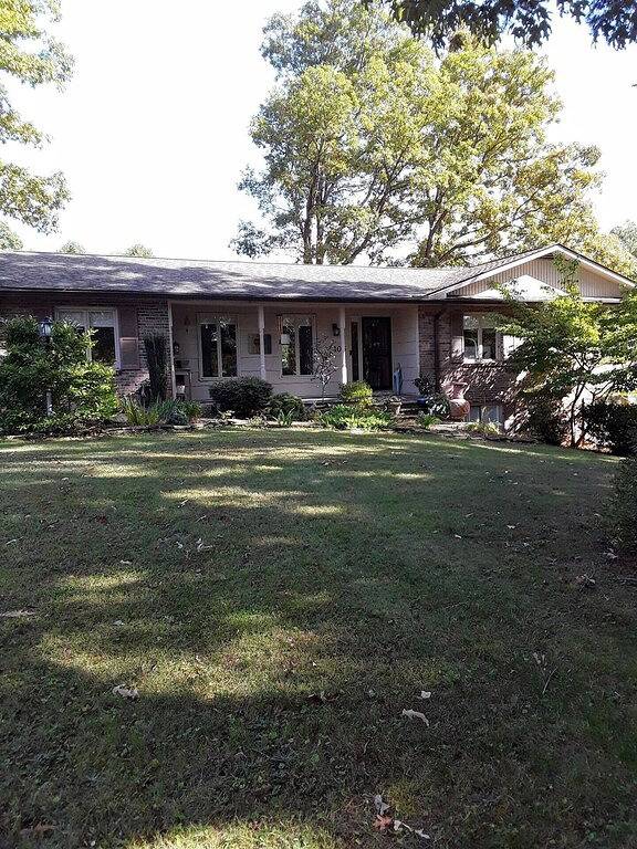 Ganze Wohnung, White Squirrel Suite -In The City Walk To Downtown in Transylvania County