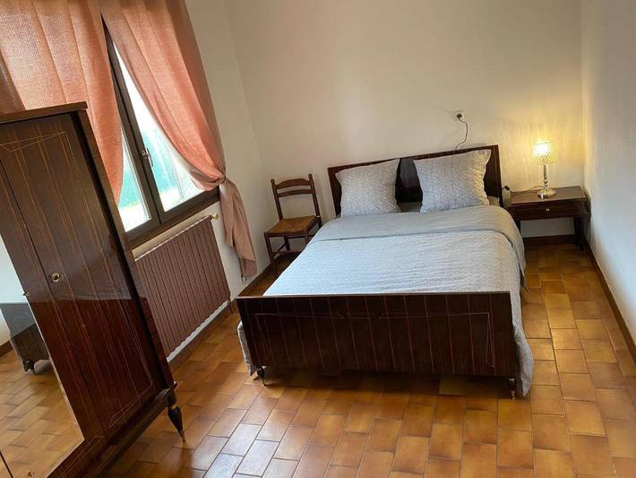 Chambre d’hôte pour 10 personnes, avec jardin, animaux acceptés