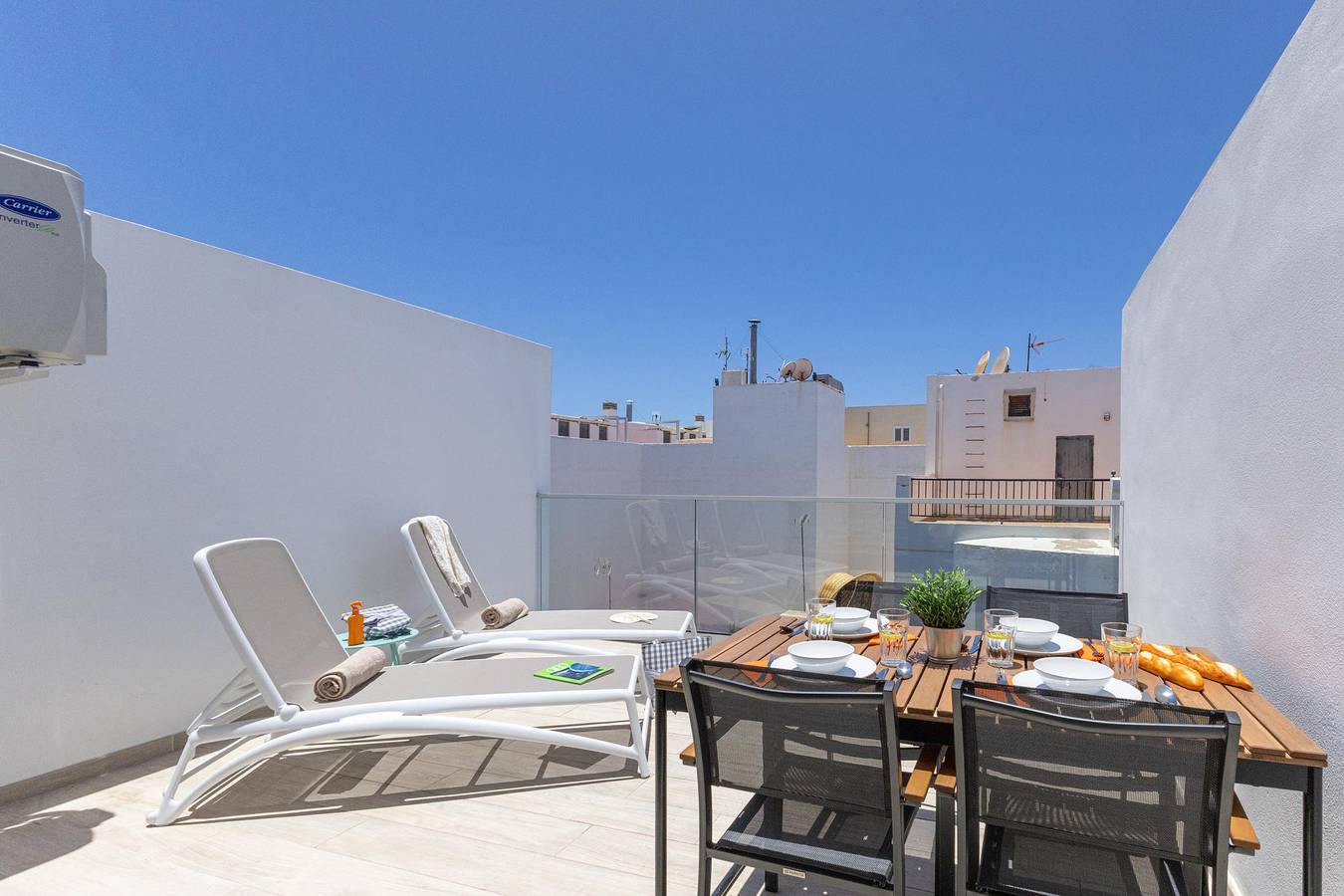 Entire apartment, Mar de Luz Arguineguin by Villagrancanaria in Arguineguin, Mogán