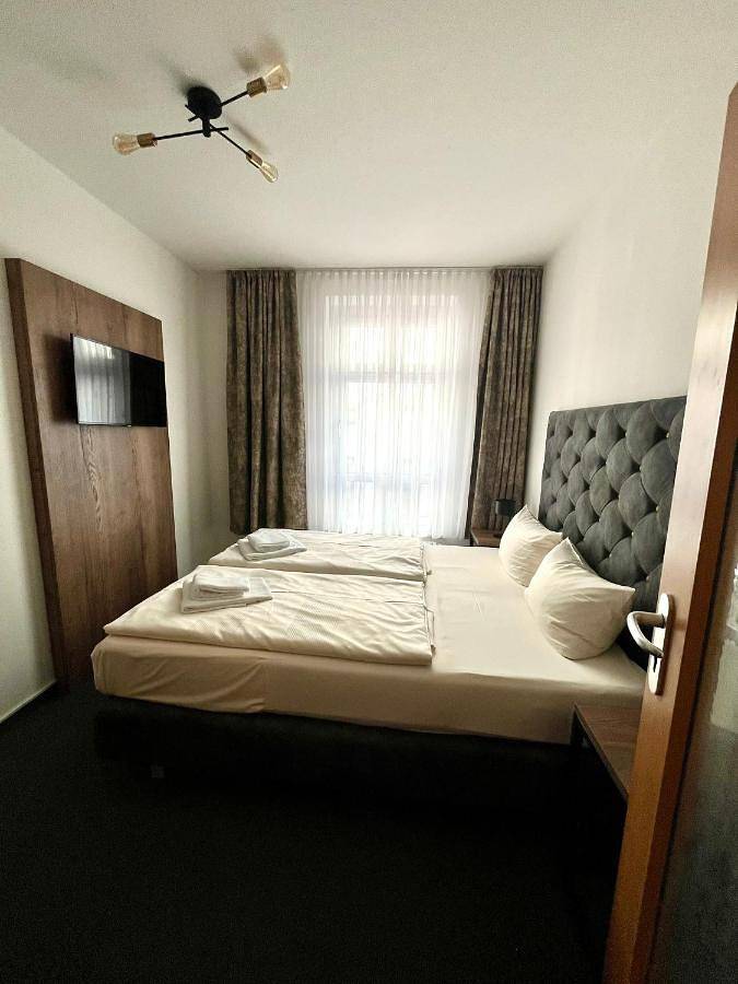 Ferienwohnung für 12 Personen, mit Ausblick, mit Haustier in Residenzschloss - 4