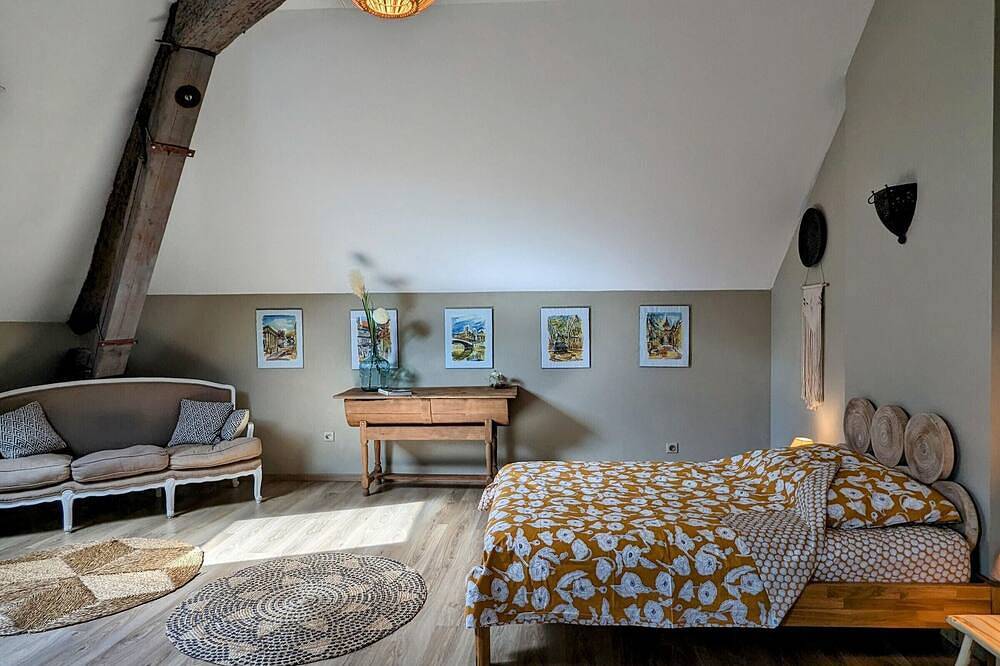 Gîte Bien-Être avec Sauna et Salle de Fitness in Bonnevent-Velloreille, Haute-Saône
