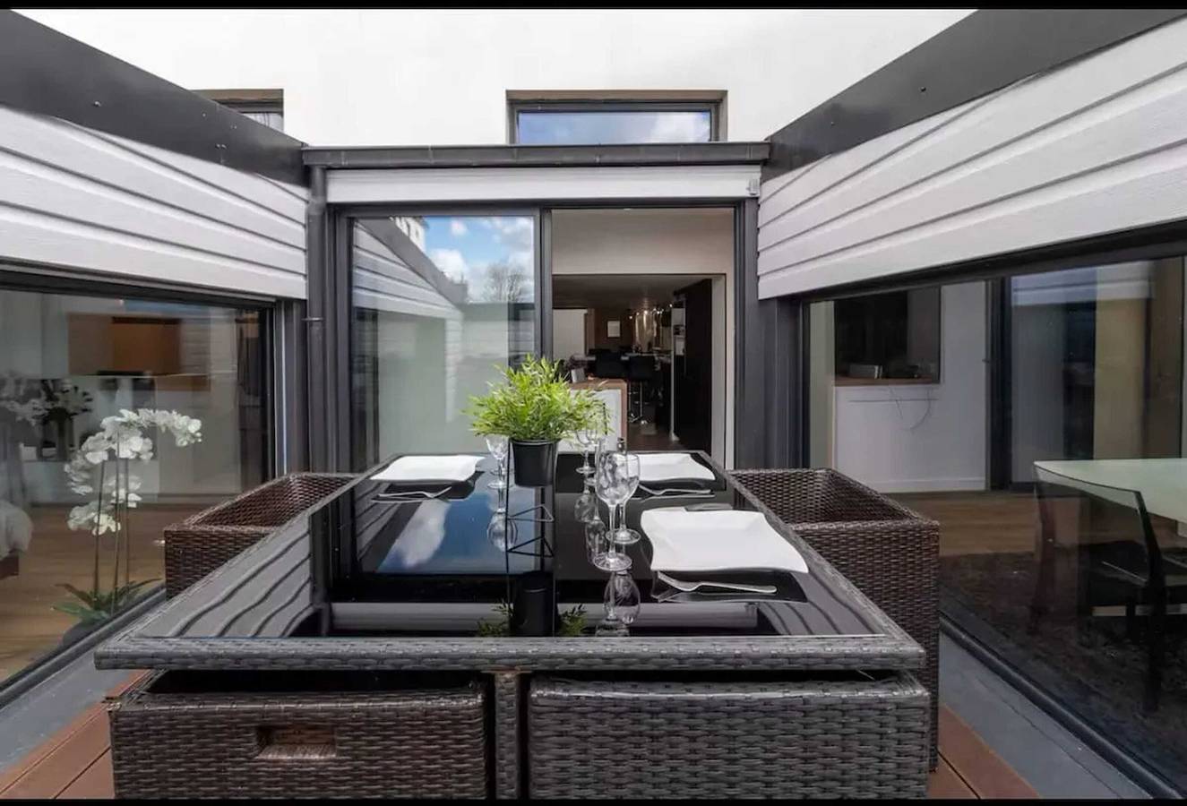 Appartement entier, Appartement avec Cinéma à Lorient - 200 m² in Lorient, Côte des Mégalithes