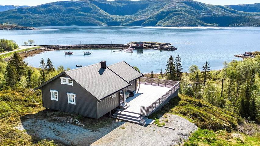 Ferienhaus für 8 Personen, mit Terrasse in Tröndelag