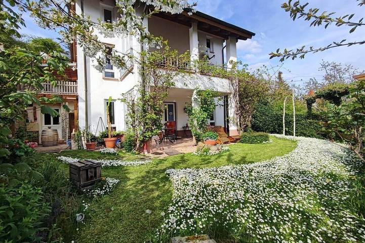 Ferienwohnung für 2 Personen, mit Sauna und Terrasse sowie Garten in Leinsweiler