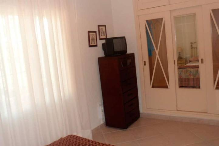 Villa in Mazagón mit sonnigem privatem Pool 5 Minuten vom Strand entfernt in Mazagón, Moguer