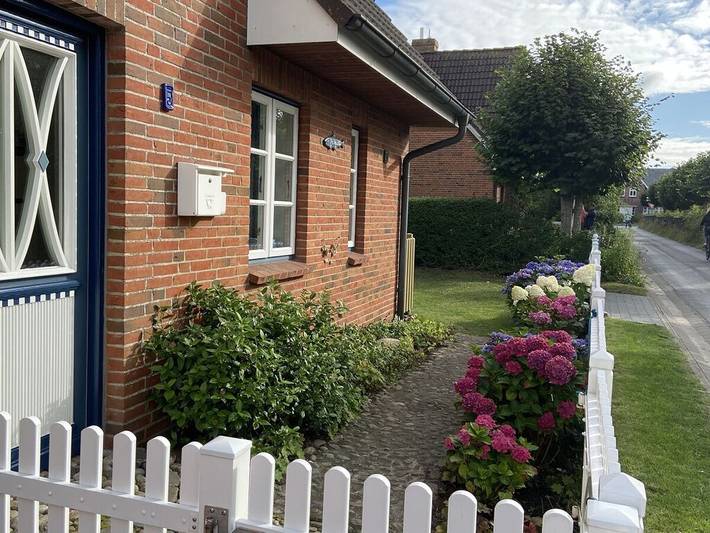 Üüs letj Föhr-Hüs in Nordfriesische Inseln (Schleswig-Holstein) (Schleswig-Holstein), Wrixum