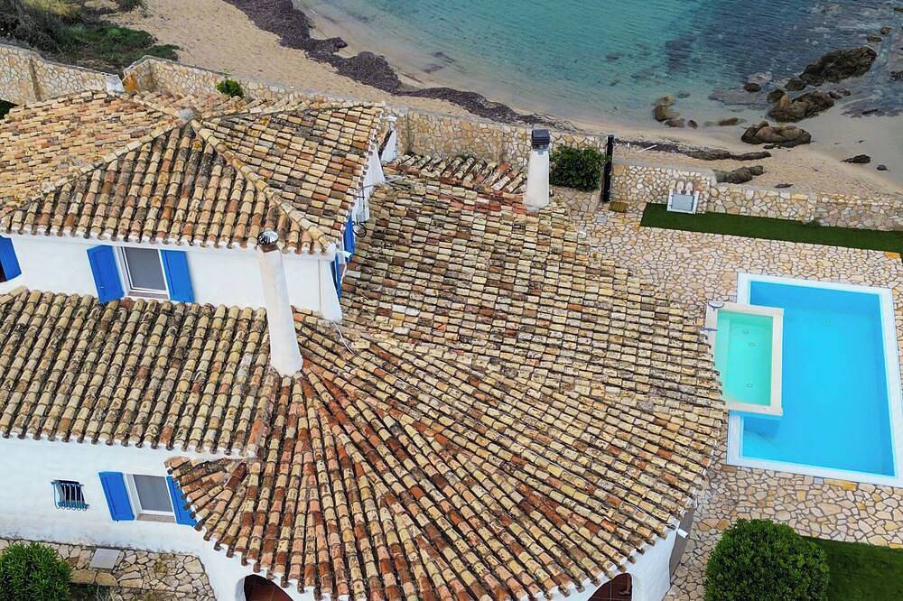 Villa Di Fiore - oasi sul mare con piscina e sauna in Geremeas, Torre delle Stelle