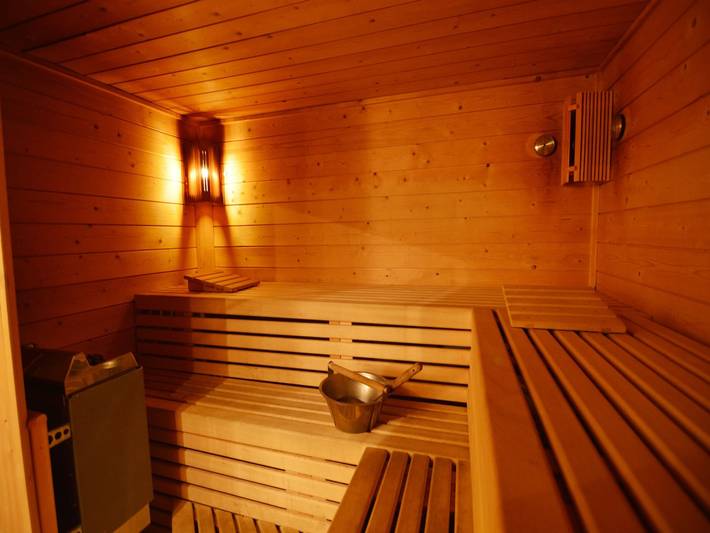 Ferienhaus für 14 Personen mit Sauna in In der Bivelt, Weismes